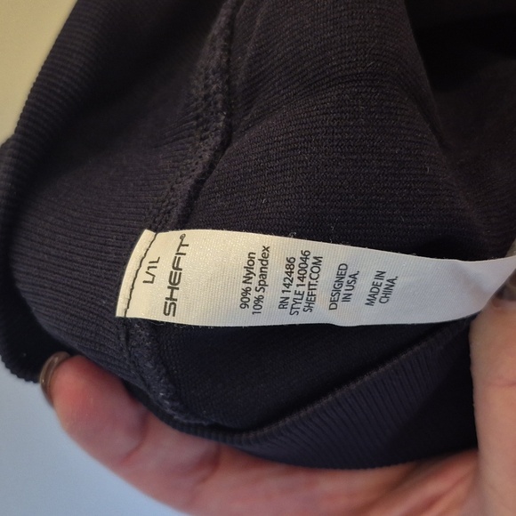 SHEFIT Seamless Leggings Black V-Waist Squat Proof 4 Way Stretch Size Large - Picture 6 of 6